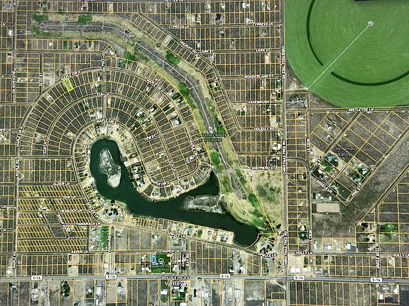 3rd image of 58282 N Maple Circle Rd