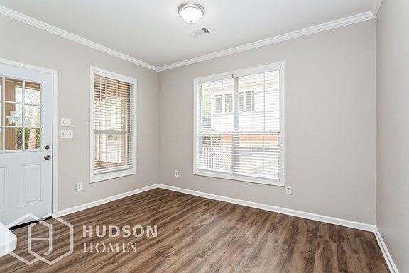 4th image of 814 Georgian Point Dr