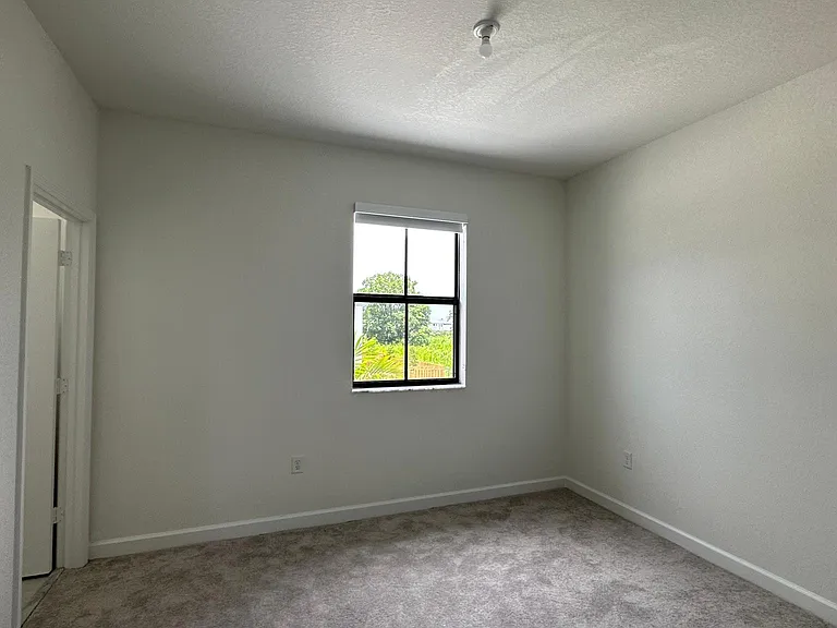 28471 SW 132nd Ct — Photo 14