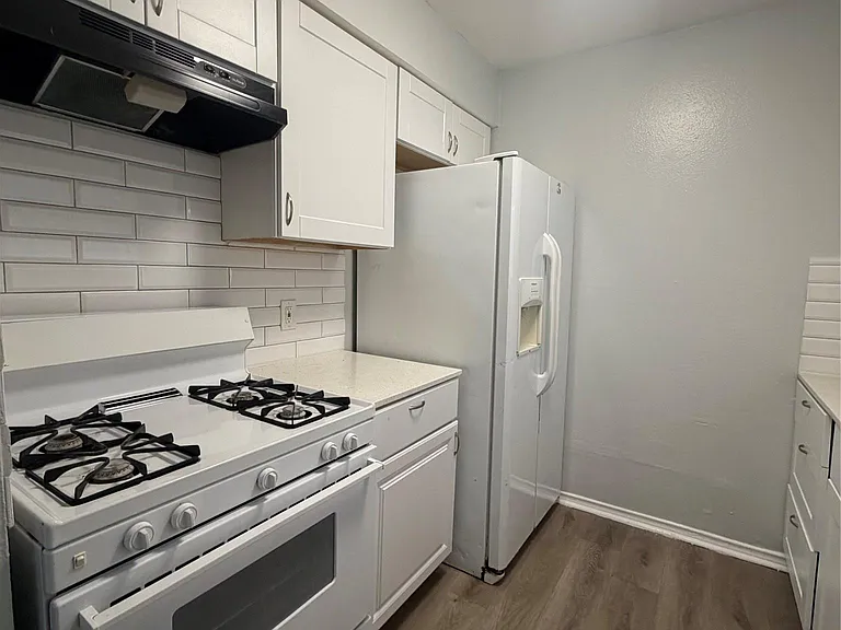 509 Central Ave #B — Photo 8