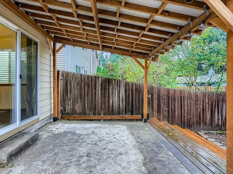 19973 Kendall Ln — Photo 24