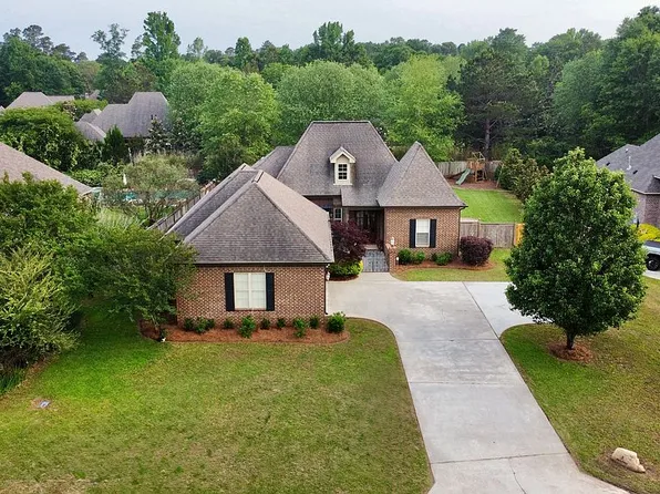 5 Buck Ct, Hattiesburg, MS 39402