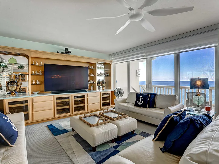840 Ocean Dr #Penthouse C — Photo 30