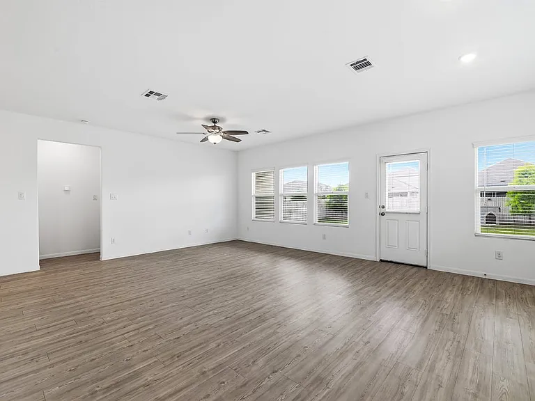 14014 Roller Mls — Photo 12