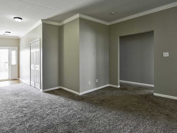 2nd image of 625 Dunnview Ln