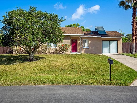 2nd image of 102 Wax Myrtle Dr
