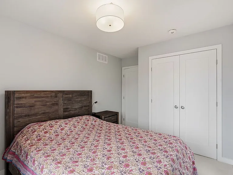 854 Mikinak Rd — Photo 36