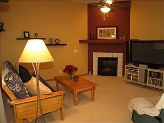 3rd image of 3804 Heartland Dr