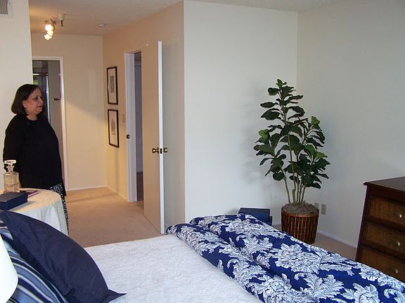 Master Bedroom - II
