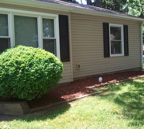 4th image of 3805 Richard Ave