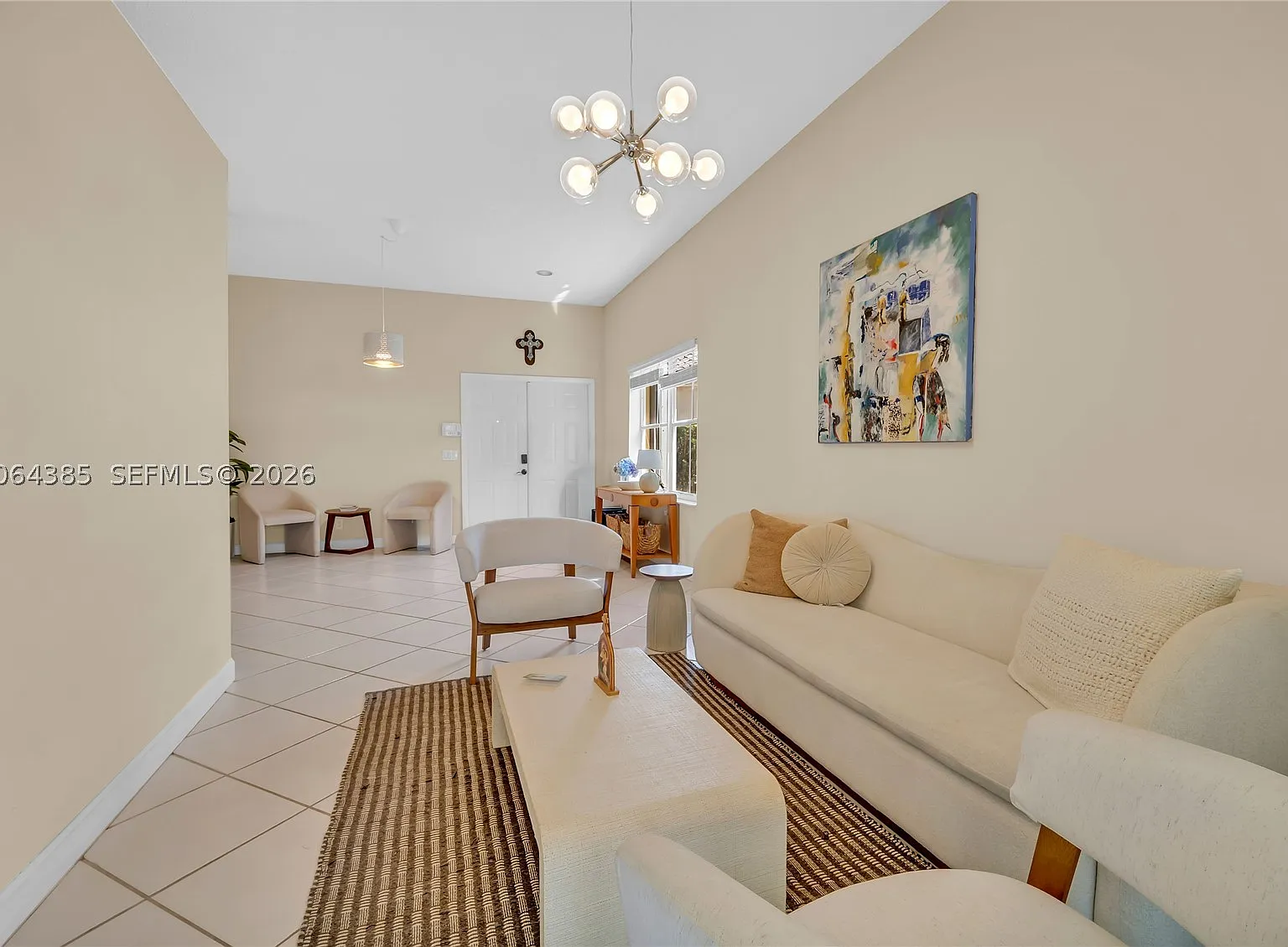 3 bed, 2.0 bath, 1628 sqft, $3,900 — Photo 4