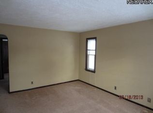 6150 W 54th St, Parma, OH 44129