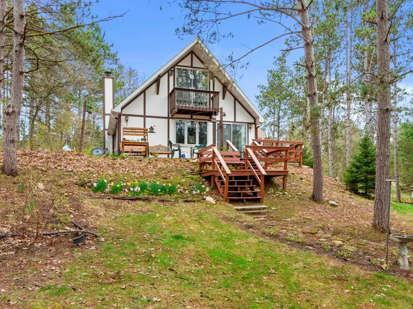 W6307 Alpine Dr, Wautoma, WI 54982