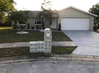 11282 Valencia Ct, Seminole, FL 33772