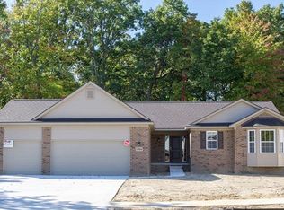 1768 Kristina Dr, White Lake, MI