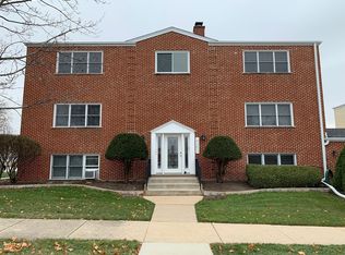 8403 W Oak Ave #2, Niles, IL 60714