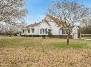 582 Ebenezer Church Rd, Coats, NC 27521