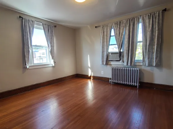 1511 40th Street image 16 of 22