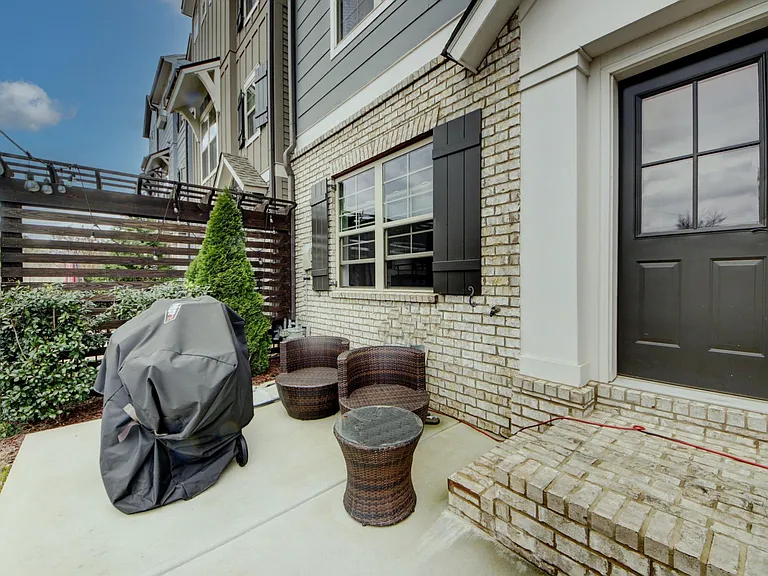 1125 Kirkland Cir — Photo 20