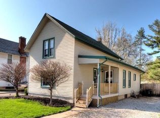 251 County St, Milan, MI 48160