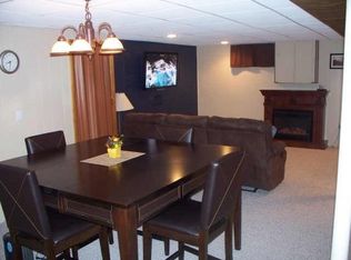 1346 Hatch Rd, Webster, NY 14580