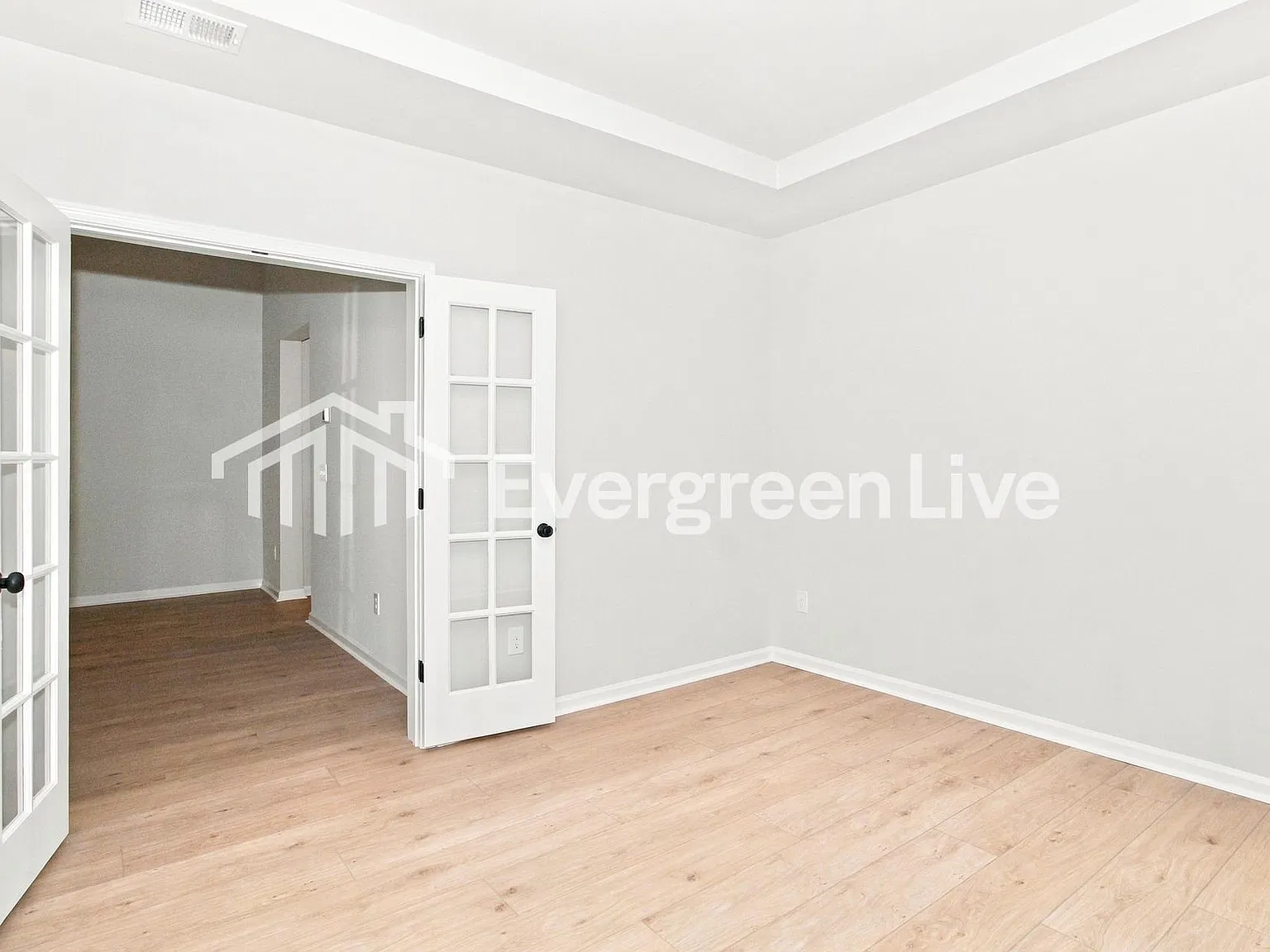 3 bed, 2.0 bath, 1748 sqft, $1,995 — Photo 4