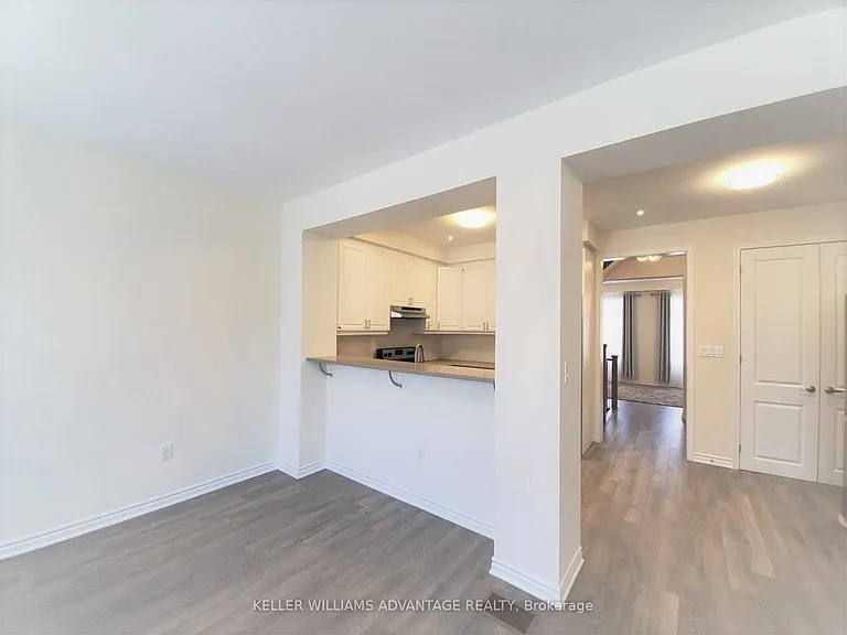 45 Fusilier Dr — Photo 6