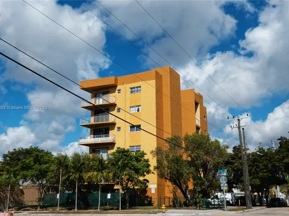 1855 SW 1st St APT 602, Miami, FL 33135