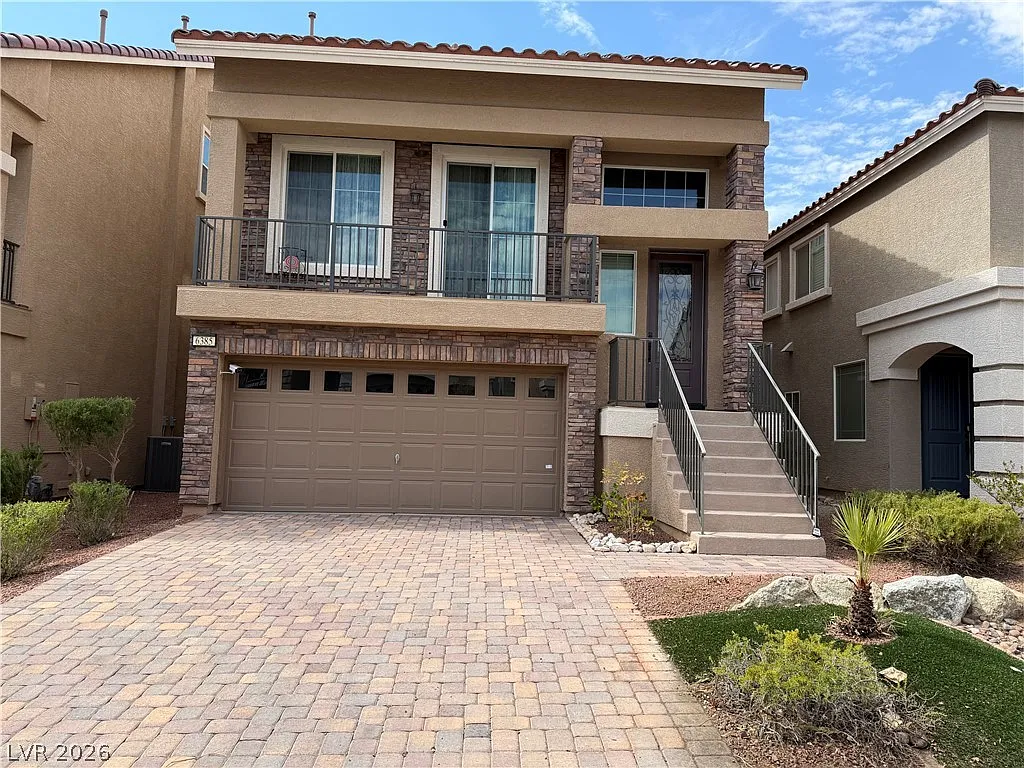 5 bed, 3.0 bath, 2641 sqft, $2,850 — Photo 1