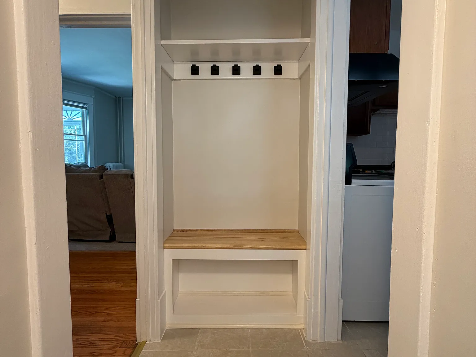 2 bed, 800 sqft, $1,800 — Photo 3