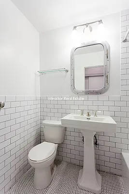 Rented by Mirador Real Estate | media 29