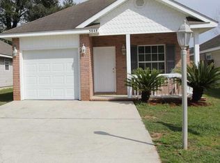 5848 Last Big Tree Ln, Pensacola, FL 32505