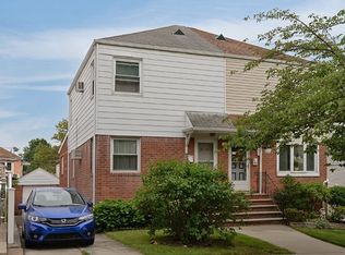 21130 46th Rd, Bayside, NY 11361