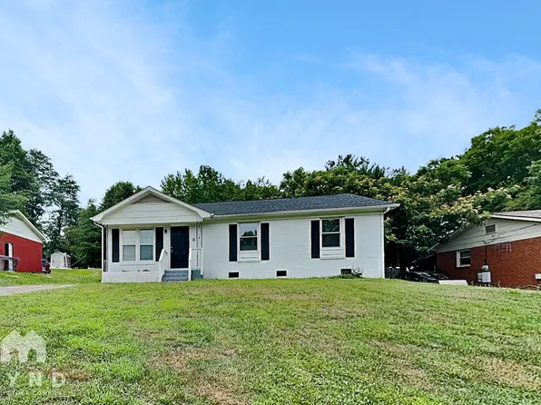 730 Dunbrook Ln, Charlotte, NC 28217