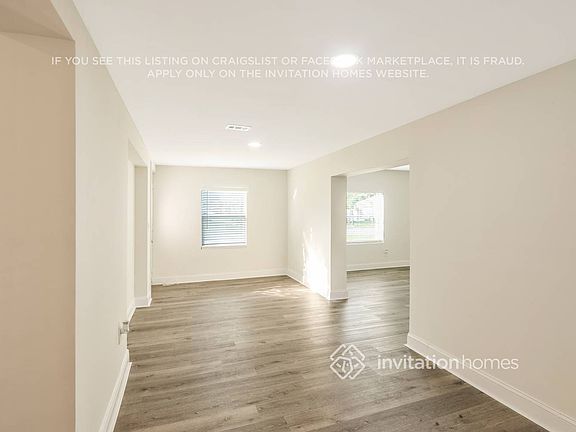 5th image of 4000 Marlin Dr SE