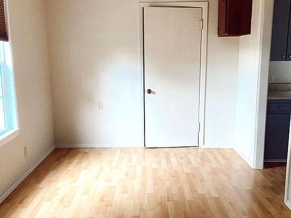 5th image of 7116 Lilac Ln
