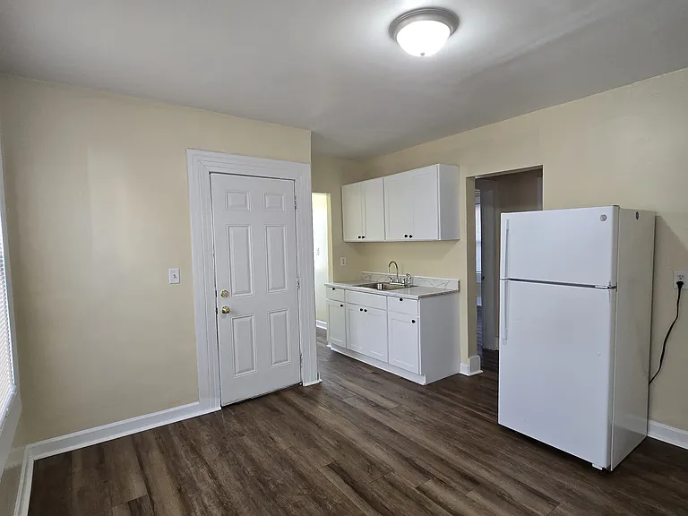 784 George St #2 — Photo 7
