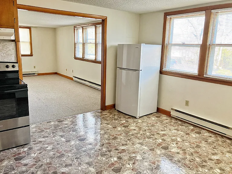 15 1st St #2 — Photo 3