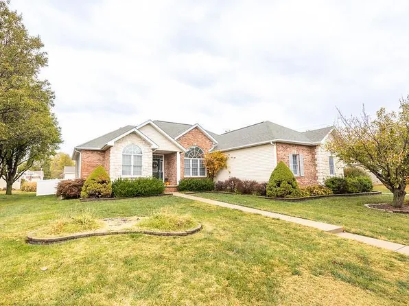 9673 Mallard Dr, Mascoutah, IL 62258