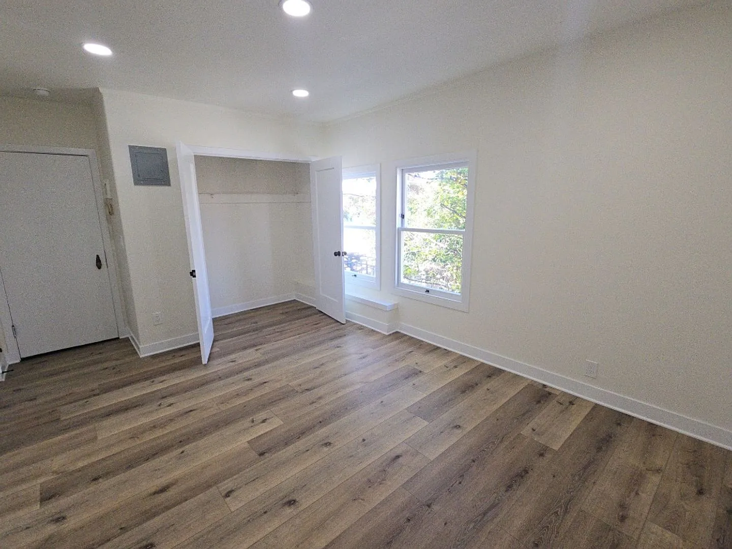 516 G St. PRM: Andrew  — Photo 3