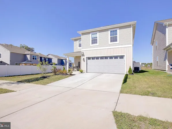 134 Charming Forest Ave, La Plata, MD 20646