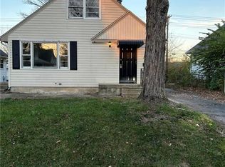 2560 Acorn Dr, Dayton, OH 45419