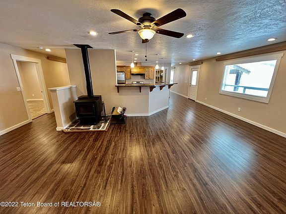 5th image of 6664 State Highway 238