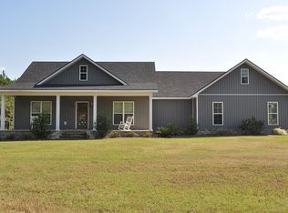 134 Holder Sanders Rd, Cochran, GA 31014