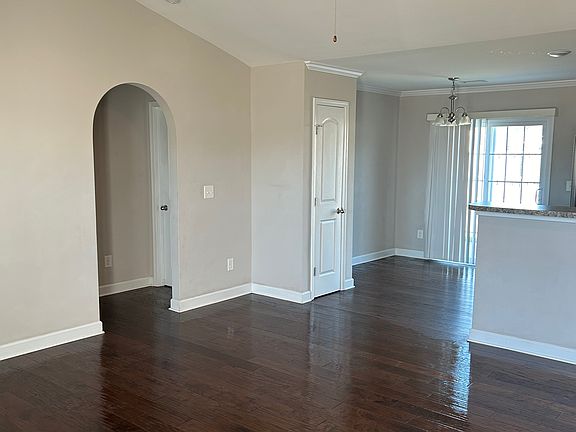 4th image of 5808 Heritage Oaks Ln