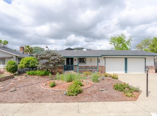 1600 Despina Dr, Ukiah, CA 95482
