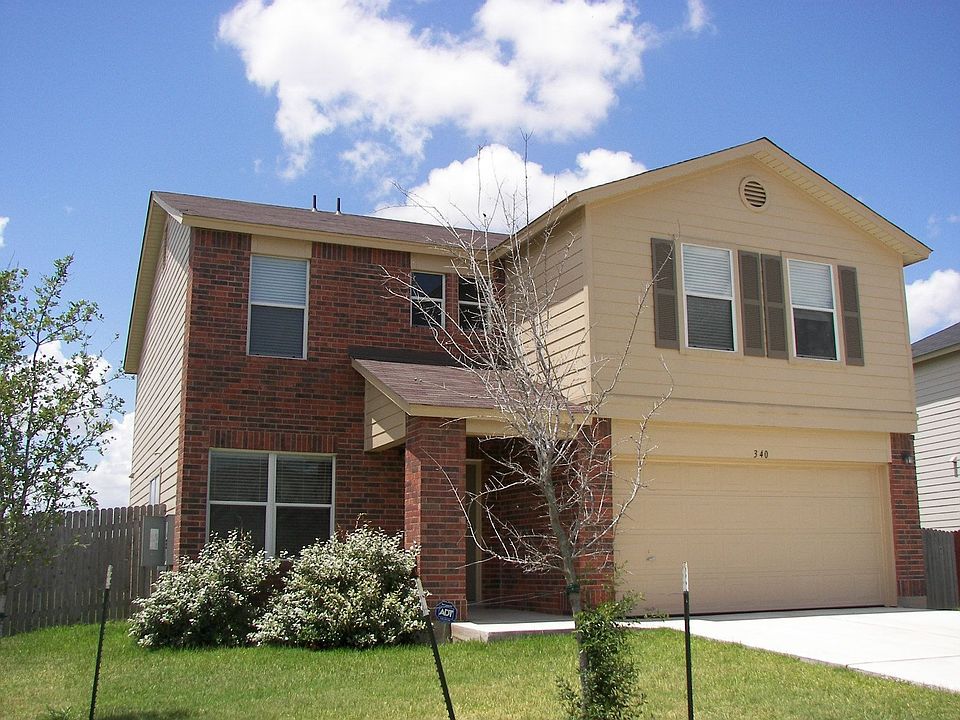 2nd image of 340 Mistletoe Ln