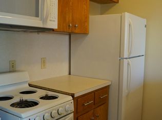 205 E Bowie St APT 20, Luling, TX 78648