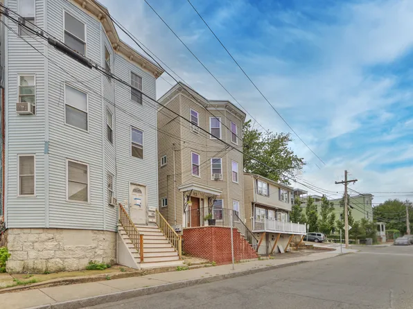 107 Library St APT 1, Chelsea, MA 02150