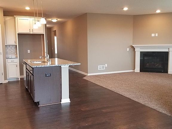 3rd image of 4876 Copper Cir